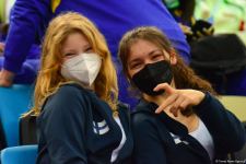 Радость победы – лучшие моменты первого дня Всемирных соревнований среди возрастных групп по прыжкам на батуте и тамблингу (ФОТО)