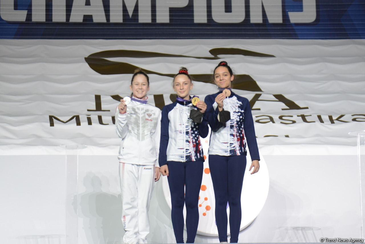 Baku holds award ceremony of winners of 28th FIG Trampoline Gymnastics World Age Group Competitions (PHOTO)