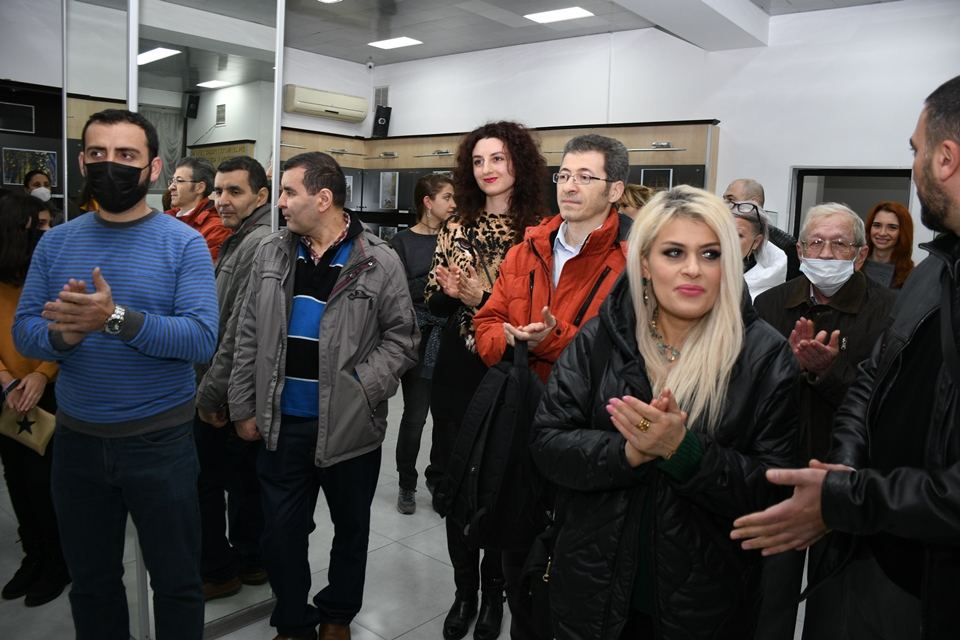 В Баку открылась фотовыставка и прошла церемония награждения конкурса "Золотая осень" (ФОТО)