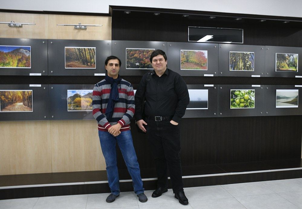 В Баку открылась фотовыставка и прошла церемония награждения конкурса "Золотая осень" (ФОТО)