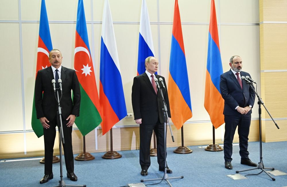 Президент России Владимир Путин, Президент Азербайджана Ильхам Алиев и премьер-министр Армении Никол Пашинян выступили с заявлениями для печати (ФОТО/ВИДЕО)