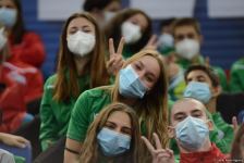 В Баку стартовал третий день 28-х Всемирных соревнований среди возрастных групп по прыжкам на батуте и тамблингу (ФОТО)