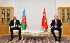 President Ilham Aliyev met with Turkish President Recep Tayyip Erdogan (PHOTO/VIDEO)