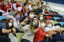 В Баку стартовал заключительный день 28-х Всемирных соревнований среди возрастных групп по прыжкам на батуте и тамблингу (ФОТО)