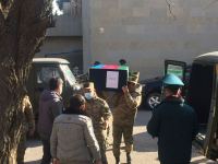Тела погибших в крушении военного вертолета Госпогранслужбы Азербайджана вывезены на церемонию прощания (ФОТО)