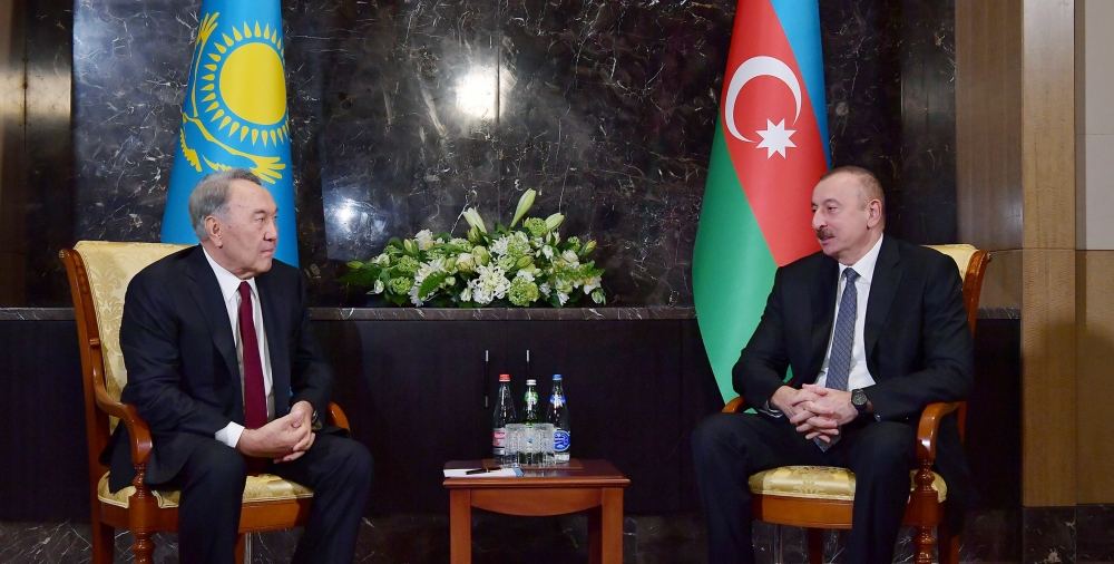President Ilham Aliyev calls First President of Kazakhstan Nursultan Nazarbayev