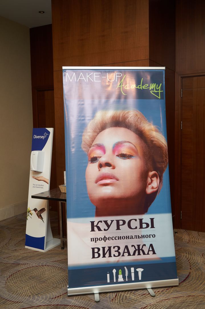 Azerbaijan Fashion Week  - вечерние и свадебные платья, харыбюльбюль, эклектика, ready-to-wear…  (ФОТО)