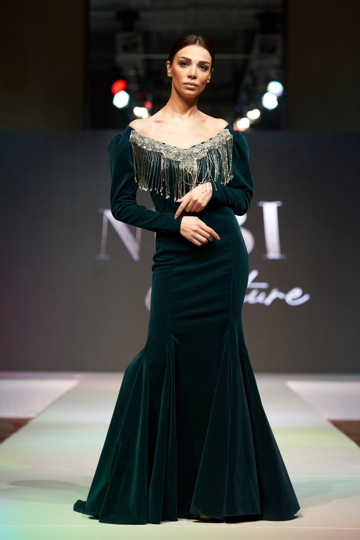 Azerbaijan Fashion Week  - вечерние и свадебные платья, харыбюльбюль, эклектика, ready-to-wear…  (ФОТО)