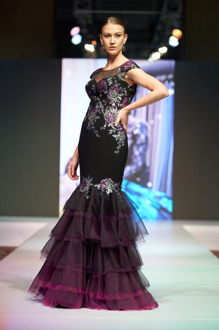 Azerbaijan Fashion Week  - вечерние и свадебные платья, харыбюльбюль, эклектика, ready-to-wear…  (ФОТО)