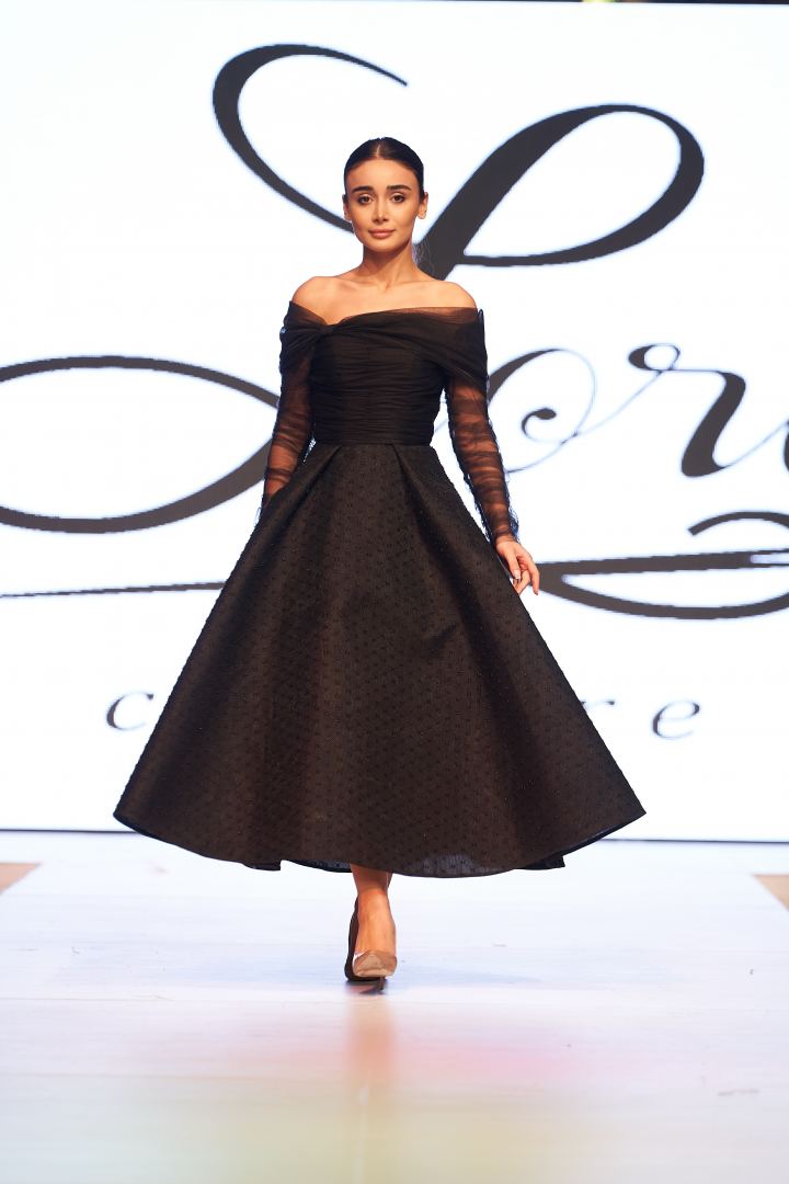 Azerbaijan Fashion Week  - вечерние и свадебные платья, харыбюльбюль, эклектика, ready-to-wear…  (ФОТО)