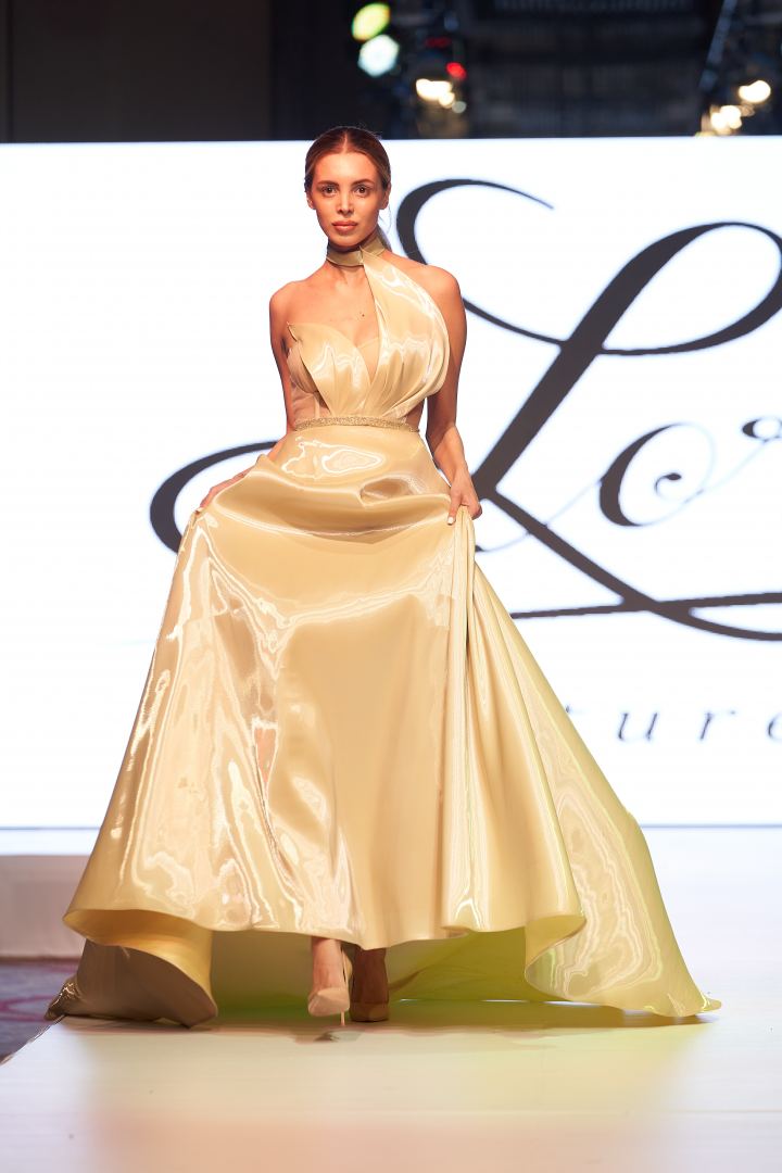 Azerbaijan Fashion Week  - вечерние и свадебные платья, харыбюльбюль, эклектика, ready-to-wear…  (ФОТО)