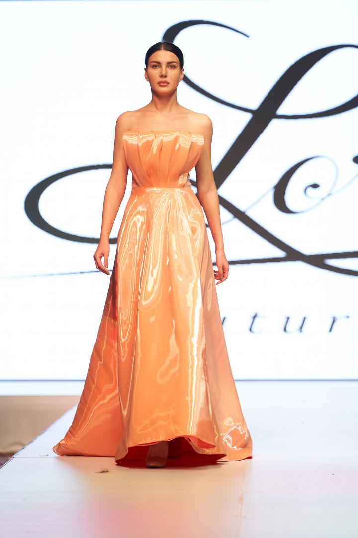 Azerbaijan Fashion Week  - вечерние и свадебные платья, харыбюльбюль, эклектика, ready-to-wear…  (ФОТО)