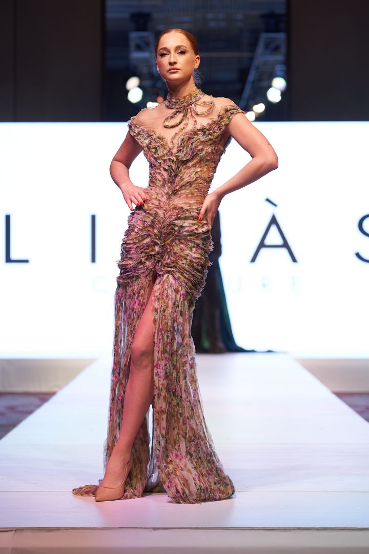 Azerbaijan Fashion Week  - вечерние и свадебные платья, харыбюльбюль, эклектика, ready-to-wear…  (ФОТО)