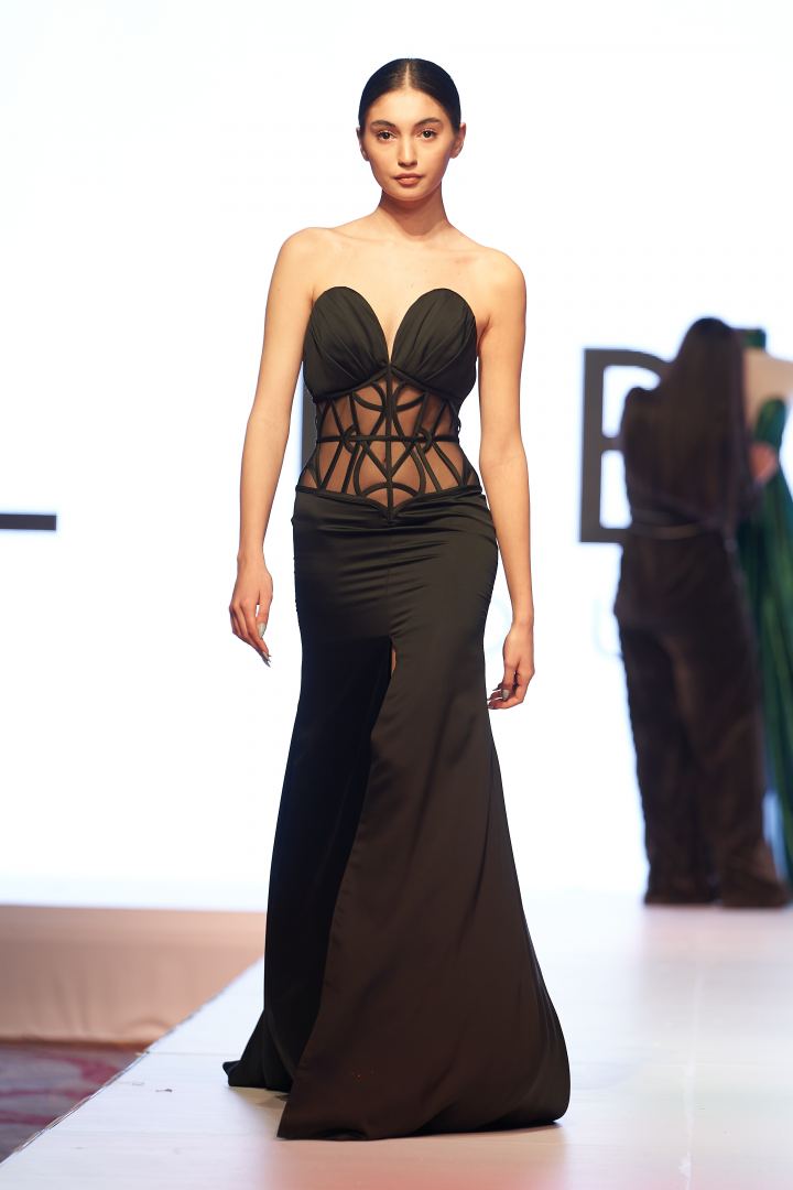 Azerbaijan Fashion Week  - вечерние и свадебные платья, харыбюльбюль, эклектика, ready-to-wear…  (ФОТО)