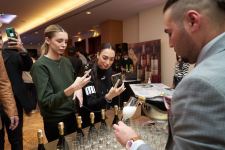 Azerbaijan Fashion Week  - вечерние и свадебные платья, харыбюльбюль, эклектика, ready-to-wear…  (ФОТО)