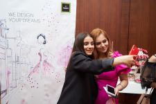 Azerbaijan Fashion Week  - вечерние и свадебные платья, харыбюльбюль, эклектика, ready-to-wear…  (ФОТО)