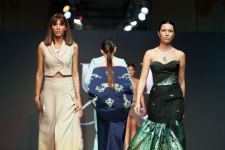 Azerbaijan Fashion Week  - вечерние и свадебные платья, харыбюльбюль, эклектика, ready-to-wear…  (ФОТО)