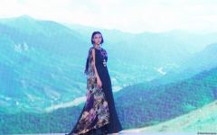 "Карабахская Принцесса" Фахрии Халафовой на Azerbaijan Fashion Week – впервые наряд с принтами харыбюльбюль,  образ Агабейим, розы…(ФОТО)
