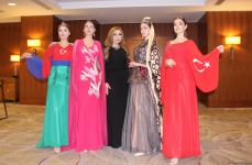 "Карабахская Принцесса" Фахрии Халафовой на Azerbaijan Fashion Week – впервые наряд с принтами харыбюльбюль,  образ Агабейим, розы…(ФОТО)