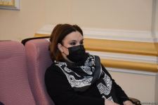 Свет добра и веры... Бакинский муниципальный театр представил премьеру спектакля "Sonsuz Tanrı məhəbbəti" (ФОТО)