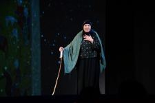 Свет добра и веры... Бакинский муниципальный театр представил премьеру спектакля "Sonsuz Tanrı məhəbbəti" (ФОТО)