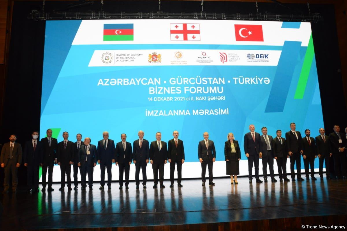 Azerbaijan, Georgia, Turkey sign memorandums, agreements in Baku (PHOTO)
