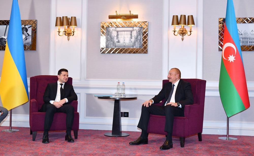 President Ilham Aliyev meets with Ukrainian President in Brussels (PHOTO/VIDEO)
