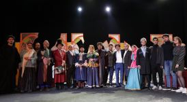 В Баку состоялась премьера спектакля "Однажды в Карабахе" памяти актера Эльшана Чарханлы (ФОТО)