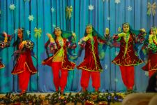 Новогодний праздник в Баку с песнями и танцами, сказочными персонажами (ВИДЕО, ФОТО)
