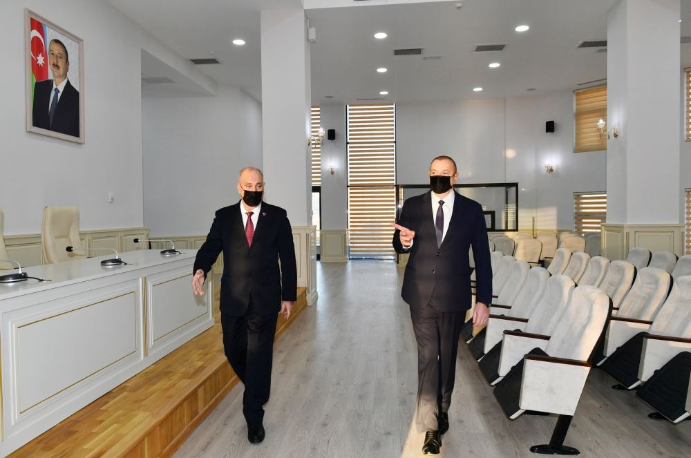 President Ilham Aliyev views new building of AZERTAC (PHOTO/VIDEO)