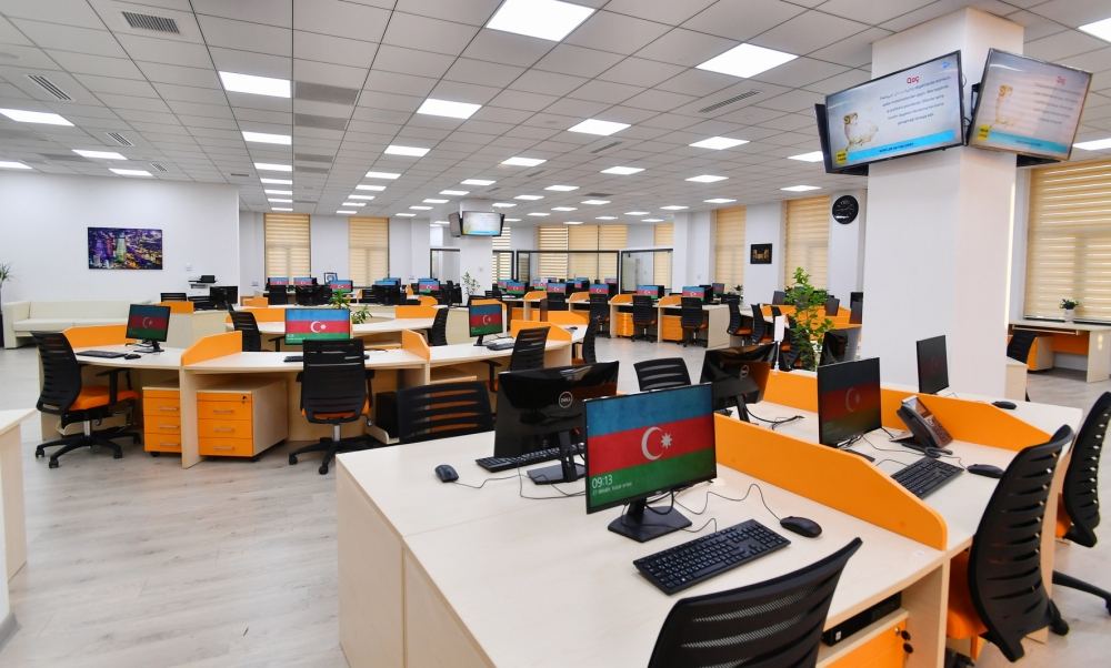 President Ilham Aliyev views new building of AZERTAC (PHOTO/VIDEO)