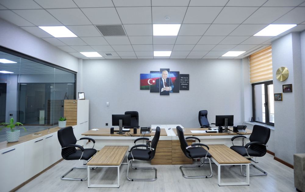 President Ilham Aliyev views new building of AZERTAC (PHOTO/VIDEO)