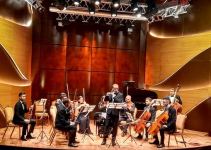 В Баку прошел новогодний концерт Cadenza orchestra "Шутка и танец" (ВИДЕО, ФОТО)