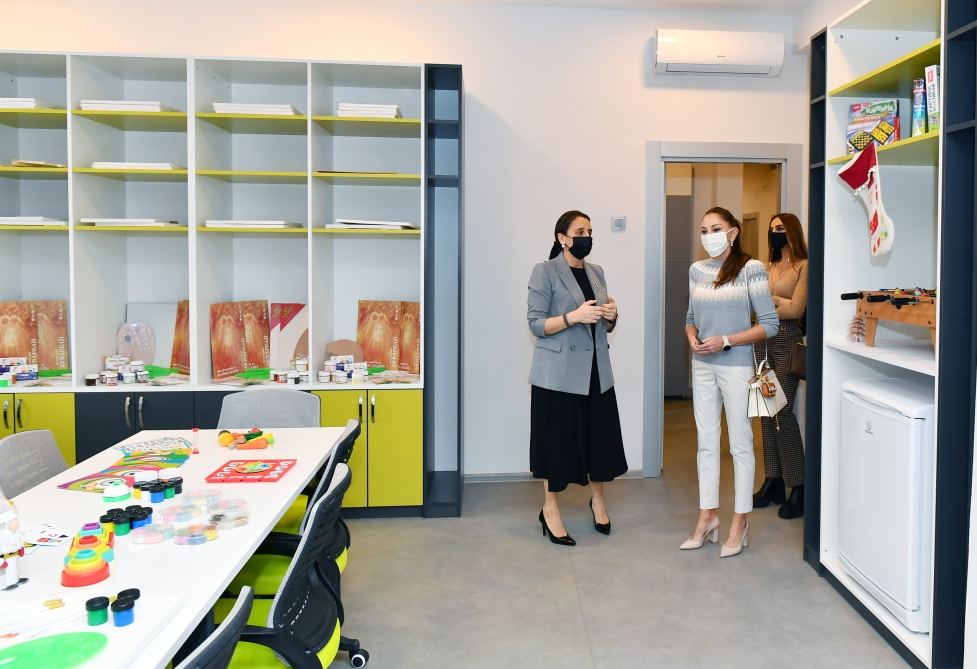 First Vice-President Mehriban Aliyeva viewed conditions created at Autism Center constructed by Heydar Aliyev Foundation (PHOTO/VIDEO)