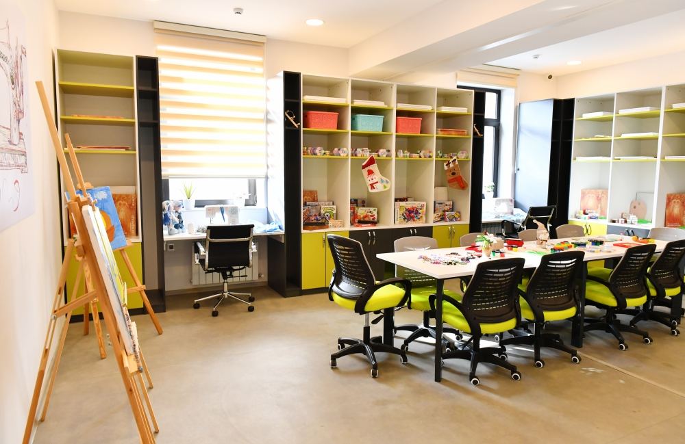 First Vice-President Mehriban Aliyeva viewed conditions created at Autism Center constructed by Heydar Aliyev Foundation (PHOTO/VIDEO)