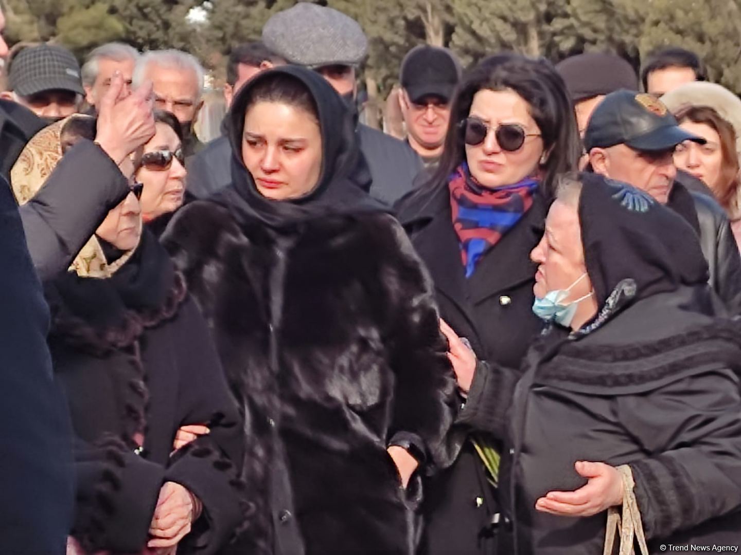 В Баку прошла церемония прощания с выдающимся общественным деятелем Рамизом Абуталыбовым (ФОТО)