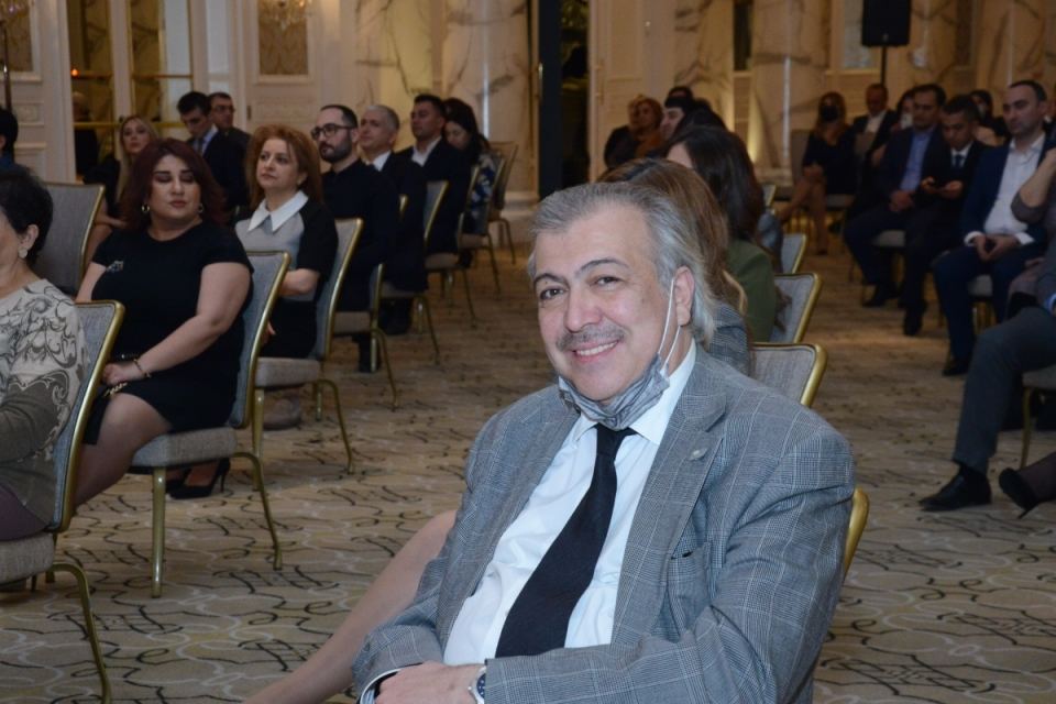 Как достичь успеха? Самая Мамедова презентовала книгу "Картина профессионализма" (ФОТО)