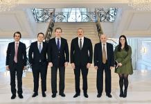 Президент Ильхам Алиев принял делегацию во главе с исполнительным директором Американского еврейского комитета (ФОТО)