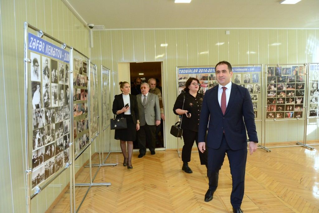 Первый замминистра культуры встретился с молодыми азербайджанскими актерами (ФОТО)