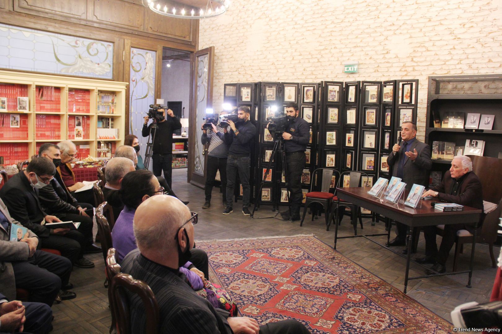 Юбилей Джафара Намига Камала в Баку отметили в атмосфере литературных произведений (ФОТО)
