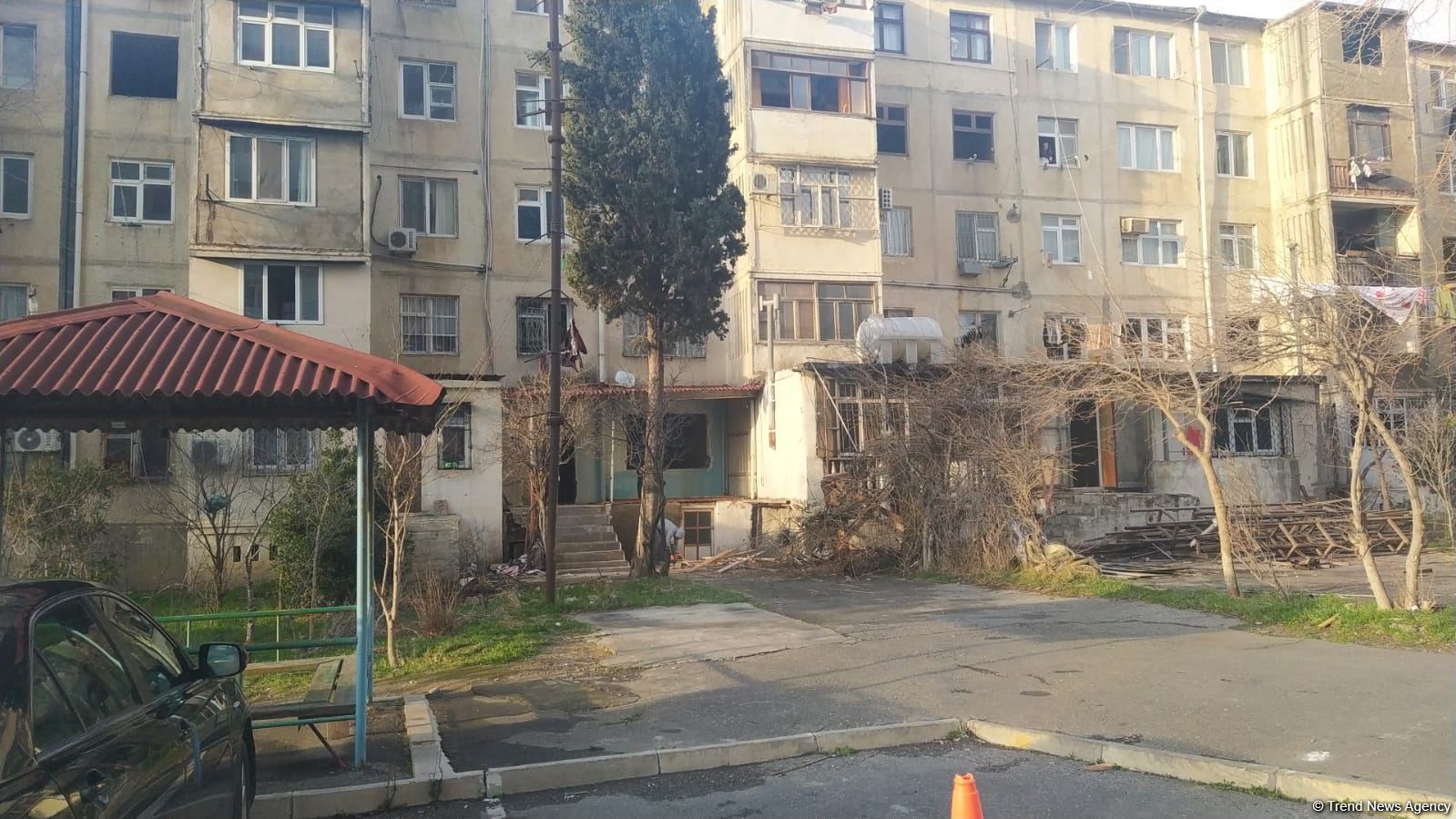 В одном из районов Баку начался снос ряда жилых домов (ФОТО)