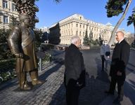 Президент Ильхам Алиев принял участие в открытии памятника меценату Гаджи Зейналабдину Тагиеву в Баку (ФОТО/ВИДЕО)
