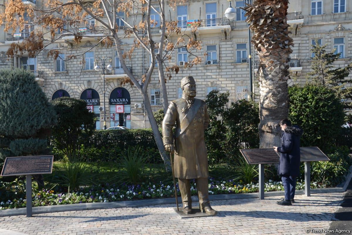Жители Баку поблагодарили Президента Ильхама Алиева за высокую оценку деятельности Гаджи Зейналабдина Тагиева (ФОТО/ВИДЕО)