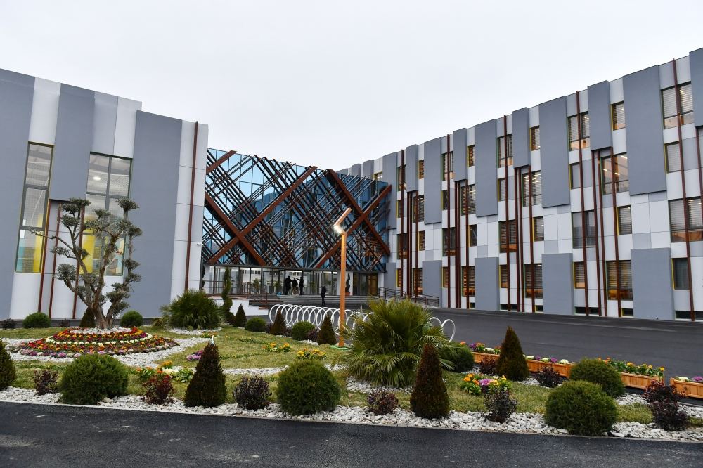 President Ilham Aliyev and First Lady Mehriban Aliyeva attend inauguration of newly built Training and Service Complex in Bina settlement (PHOTO/VIDEO)