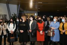 Удивительный мир красочных гобеленов в Баку (ФОТО)