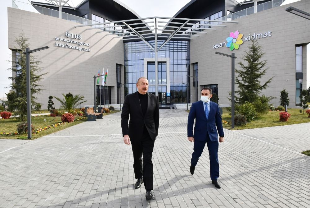 Президент Ильхам Алиев принял участие в открытии Гянджинского регионального центра Службы "ASAN" (ФОТО/ВИДЕО)