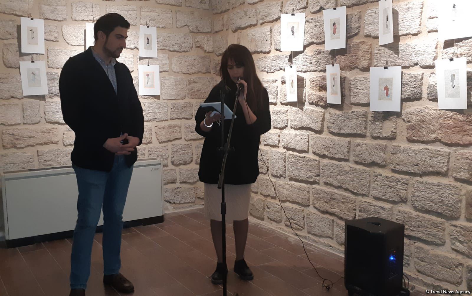 Страницы как белый холст – Почему гитарист легендарной "Гая" рисовал в книгах? (ФОТО)