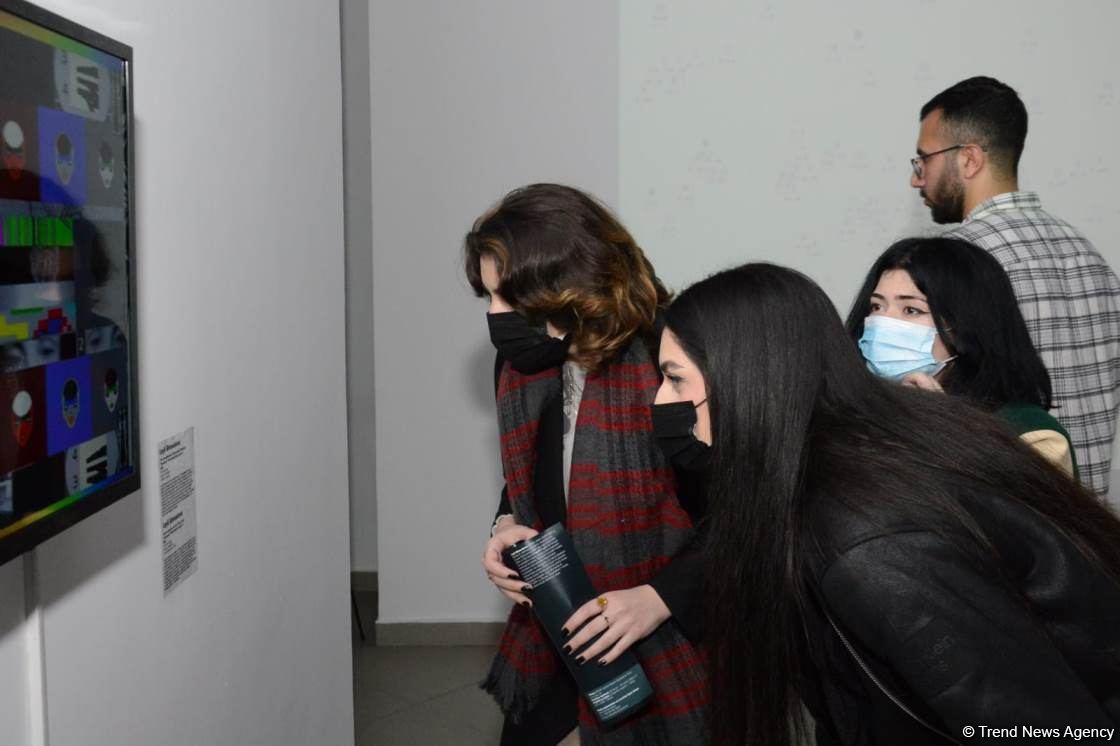 Пространство Современного Искусства YARAT представило в ARTIM коллективную выставку Postponed (ФОТО)