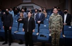 Звезда турецкого сериала "Долина волков" почтил в Баку память жертв Ходжалинского геноцида  (ФОТО)