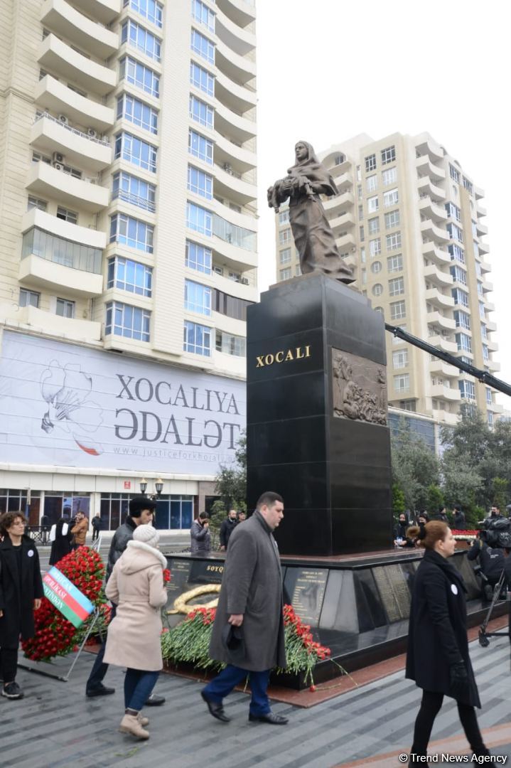 Азербайджанский народ чтит память жертв Ходжалинского геноцида (ФОТО/ВИДЕО)